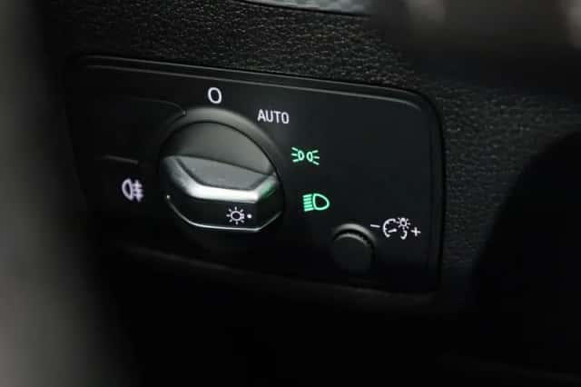 Audi Q2 (2022) thumbnail 25