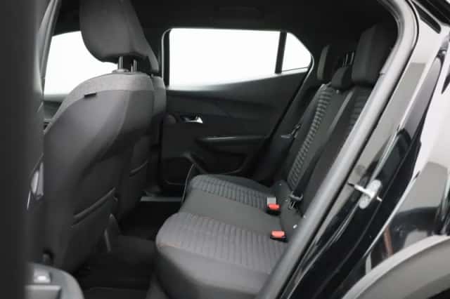 Peugeot 2008 (2022) thumbnail 12