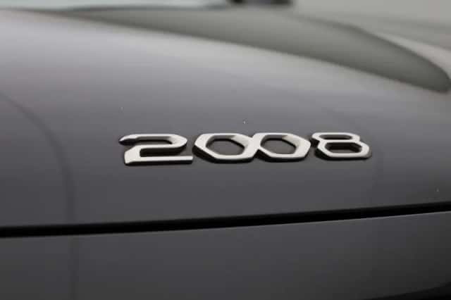 Peugeot 2008 (2022) thumbnail 37