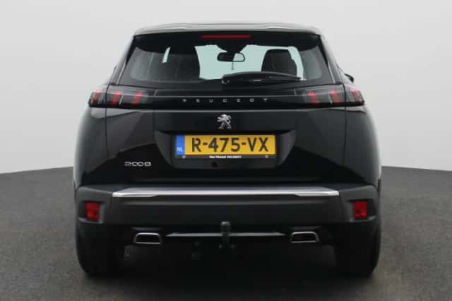 Peugeot 2008 (2022) thumbnail 5