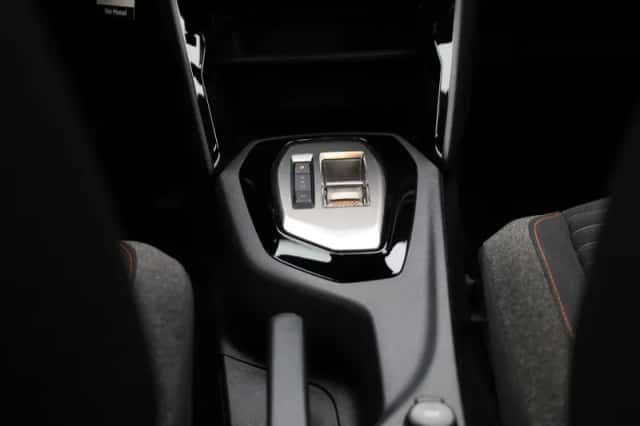 Peugeot 2008 (2022) thumbnail 10