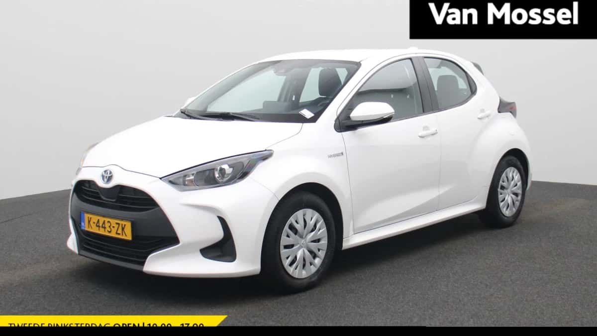 Toyota Yaris (2021) — foto 1