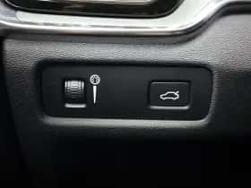 Volvo S60 thumbnail 32