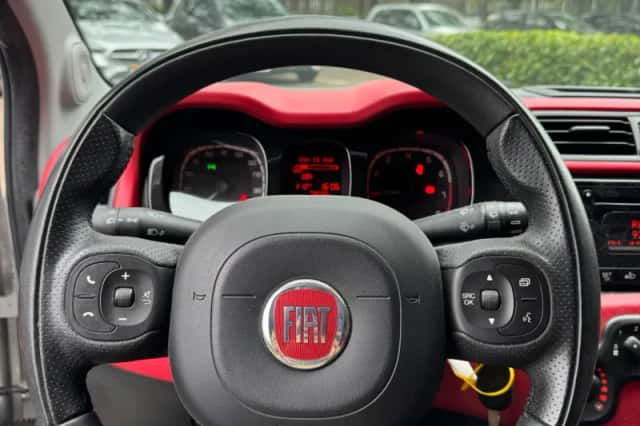 Fiat Panda (2014) thumbnail 2