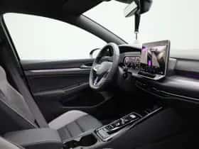 Volkswagen Golf thumbnail 32