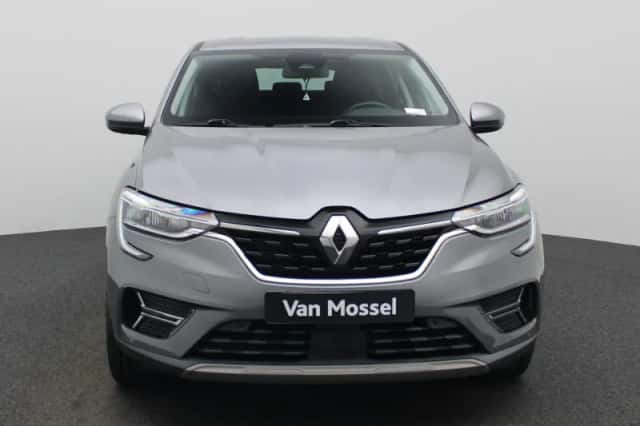 Renault Arkana (2022) thumbnail 3