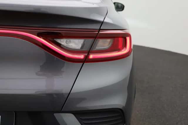 Renault Arkana (2022) thumbnail 37