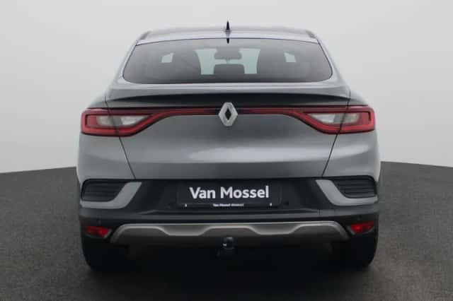 Renault Arkana (2022) thumbnail 5