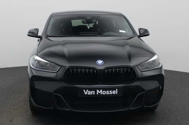 BMW X2 (2022) thumbnail 3