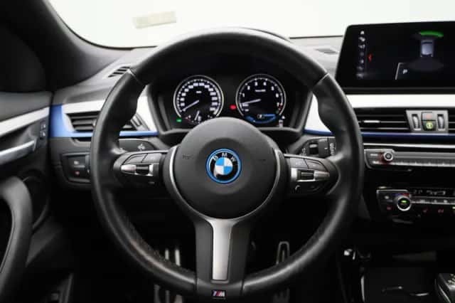 BMW X2 (2022) thumbnail 7