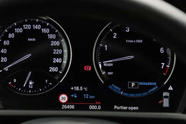 BMW X2 (2022) thumbnail 8
