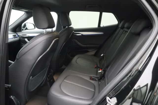 BMW X2 (2022) thumbnail 10