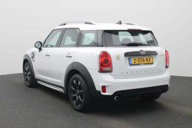 MINI Countryman (2020) thumbnail 2