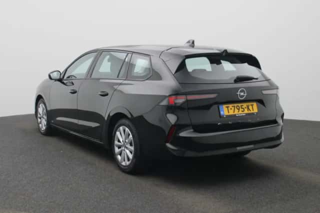 Opel Astra (2023) thumbnail 2