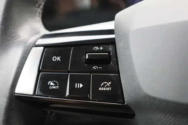 Opel Astra (2023) thumbnail 18