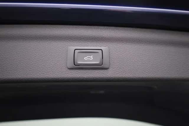 Audi Q3 (2022) thumbnail 12