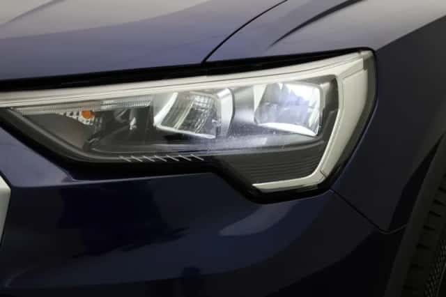 Audi Q3 (2022) thumbnail 14