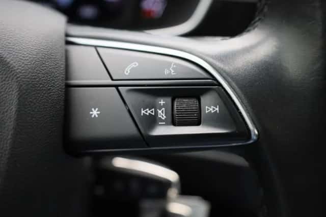 Audi Q3 (2022) thumbnail 16