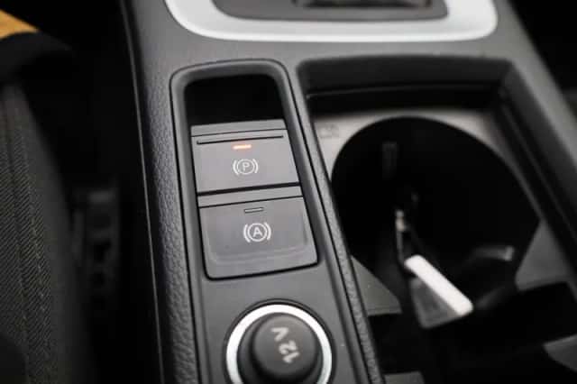 Audi Q3 (2022) thumbnail 25