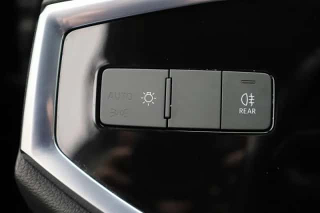 Audi Q3 (2022) thumbnail 26
