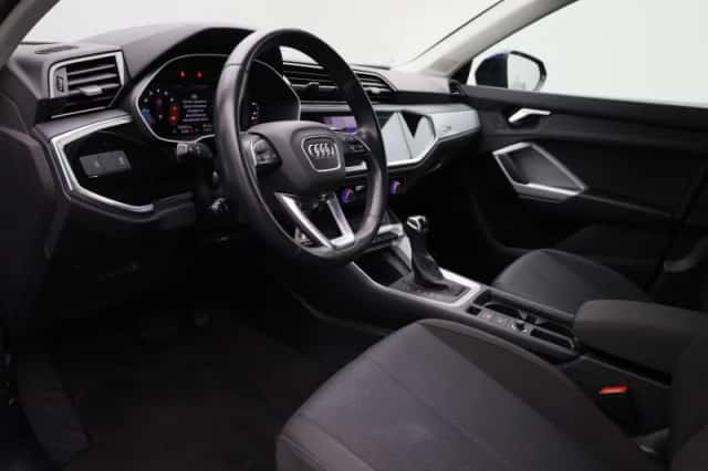 Audi Q3 (2022) thumbnail 28