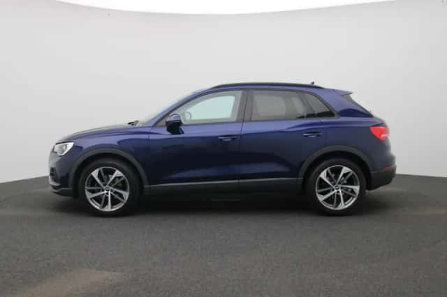 Audi Q3 (2022) thumbnail 4