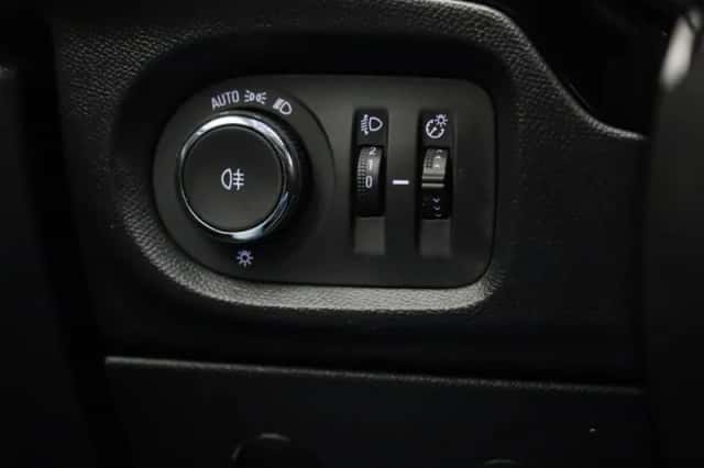 Opel Corsa (2023) thumbnail 21