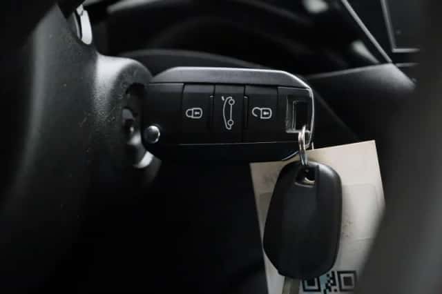 Opel Corsa (2023) thumbnail 22