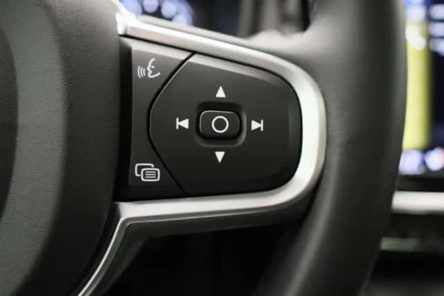 Volvo V60 (2022) thumbnail 17