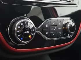 Renault Captur thumbnail 23