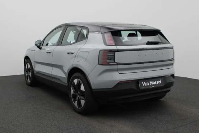 Volvo EX30 (2024) thumbnail 2