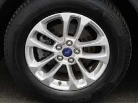 Ford Kuga thumbnail 14