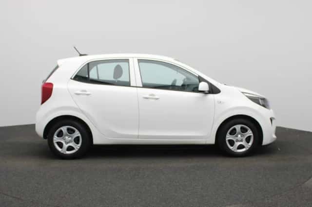 Kia Picanto (2021) thumbnail 6
