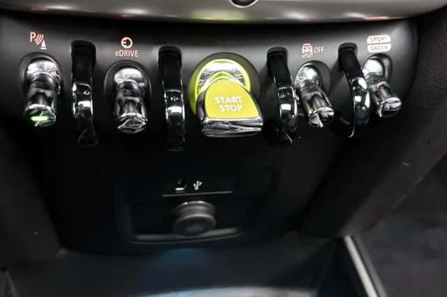 MINI Countryman (2023) thumbnail 19