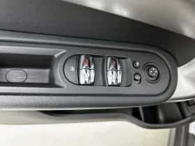 MINI Countryman (2023) thumbnail 6