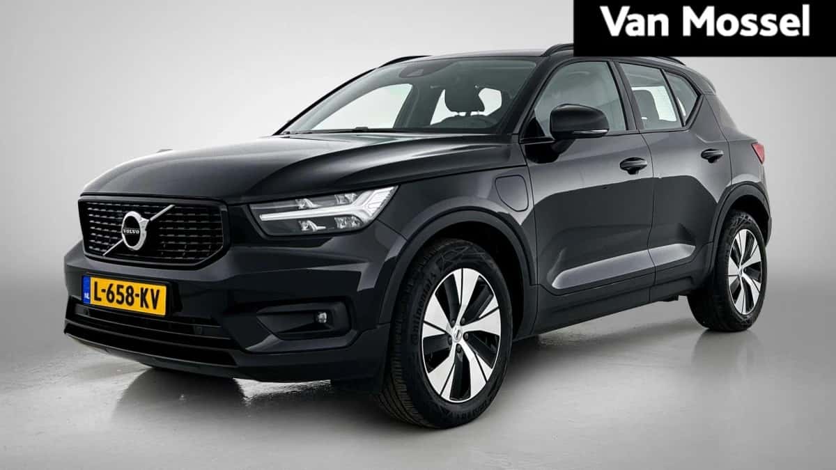Volvo XC40 — foto 1