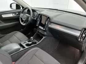 Volvo XC40 thumbnail 8