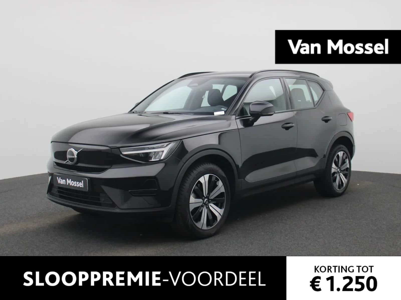Volvo XC40 (2023) — foto 1