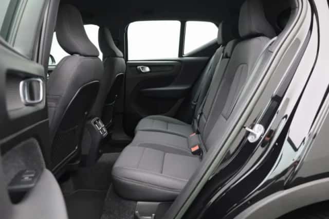 Volvo XC40 (2023) thumbnail 12