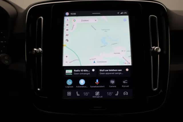 Volvo XC40 (2023) thumbnail 16