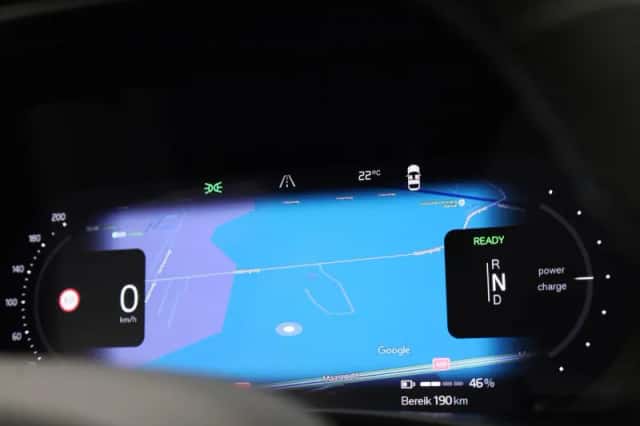 Volvo XC40 (2023) thumbnail 25