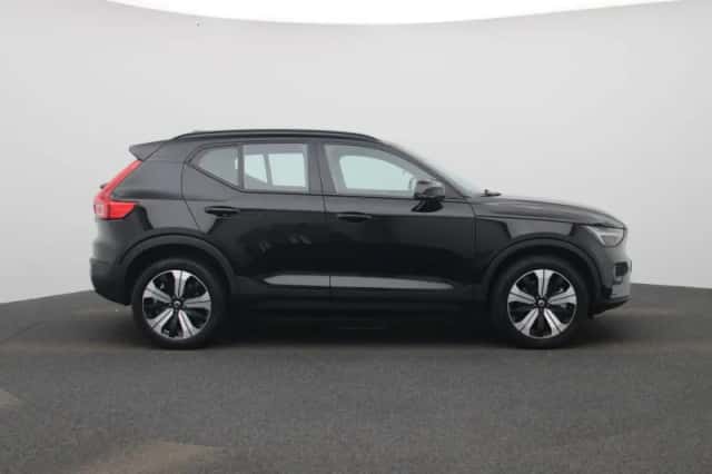 Volvo XC40 (2023) thumbnail 6