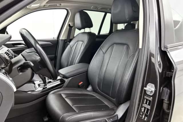 BMW X3 (2020) thumbnail 38