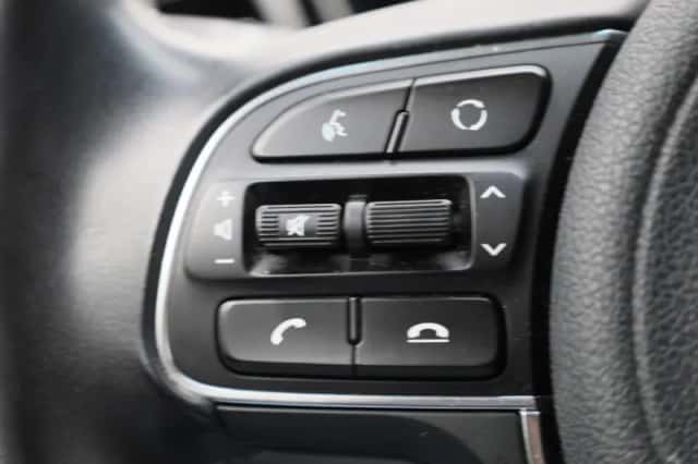 Kia Niro (2021) thumbnail 18