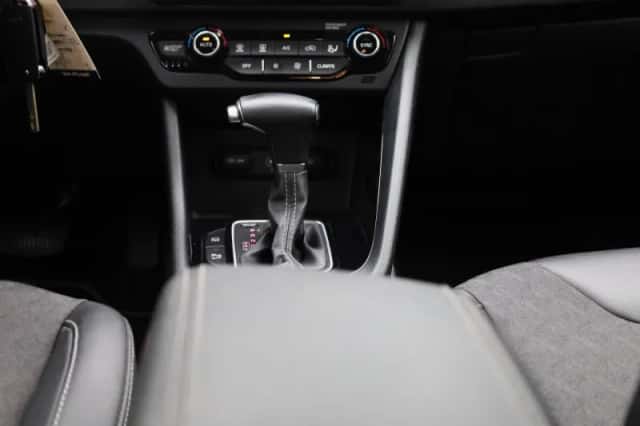 Kia Niro (2021) thumbnail 10