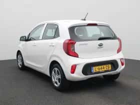 Kia Picanto (2021) thumbnail 2