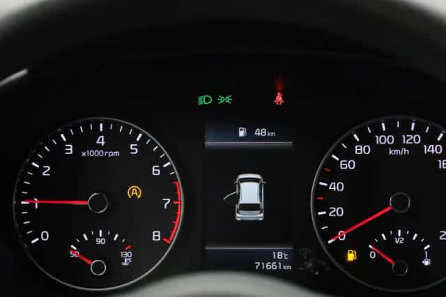Kia Picanto (2021) thumbnail 8