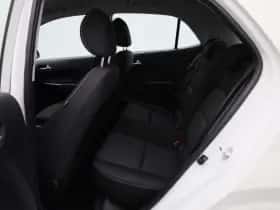 Kia Picanto (2021) thumbnail 10