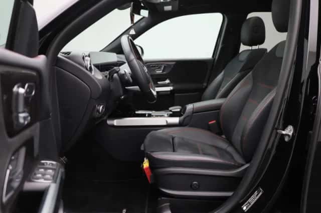 Mercedes-Benz GLB-Klasse (2022) thumbnail 11