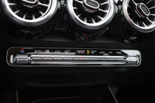 Mercedes-Benz GLB-Klasse (2022) thumbnail 18